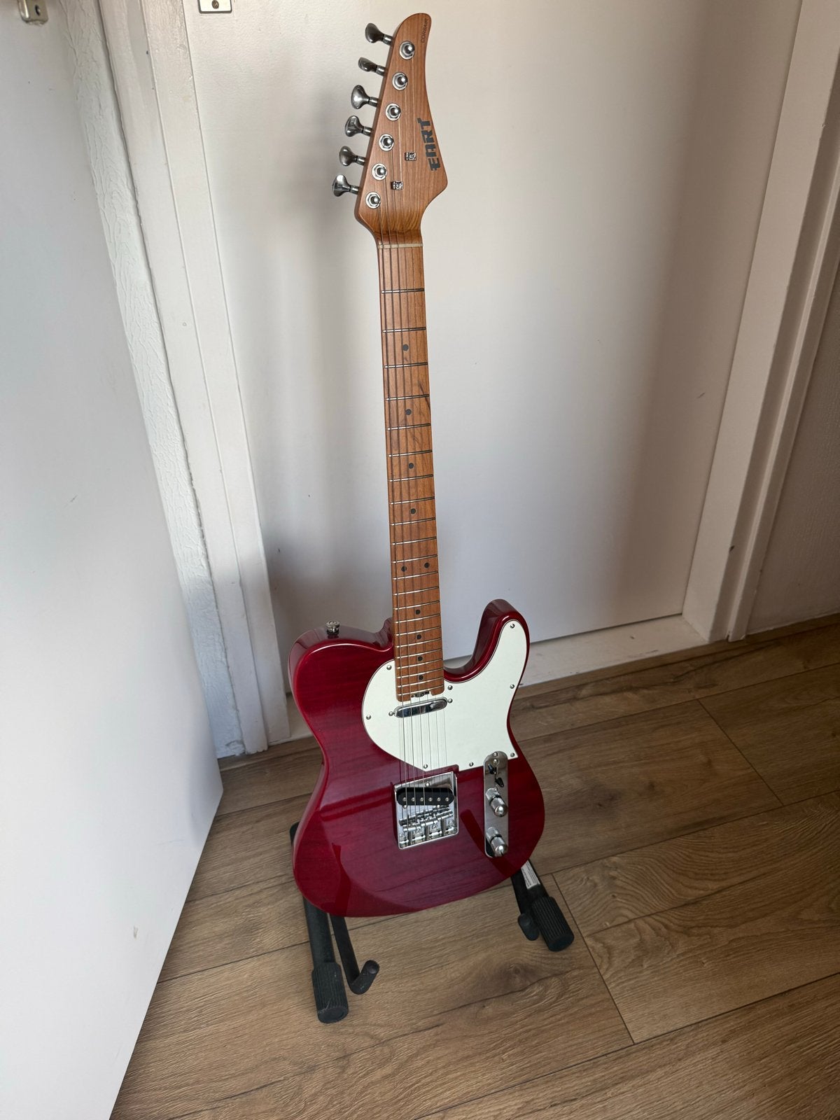 EART Corsair Telecaster - Rode Solid Body Elektrische Gitaar, Ophalen of Verzenden, Zo goed als nieuw, Solid body, Overige merken