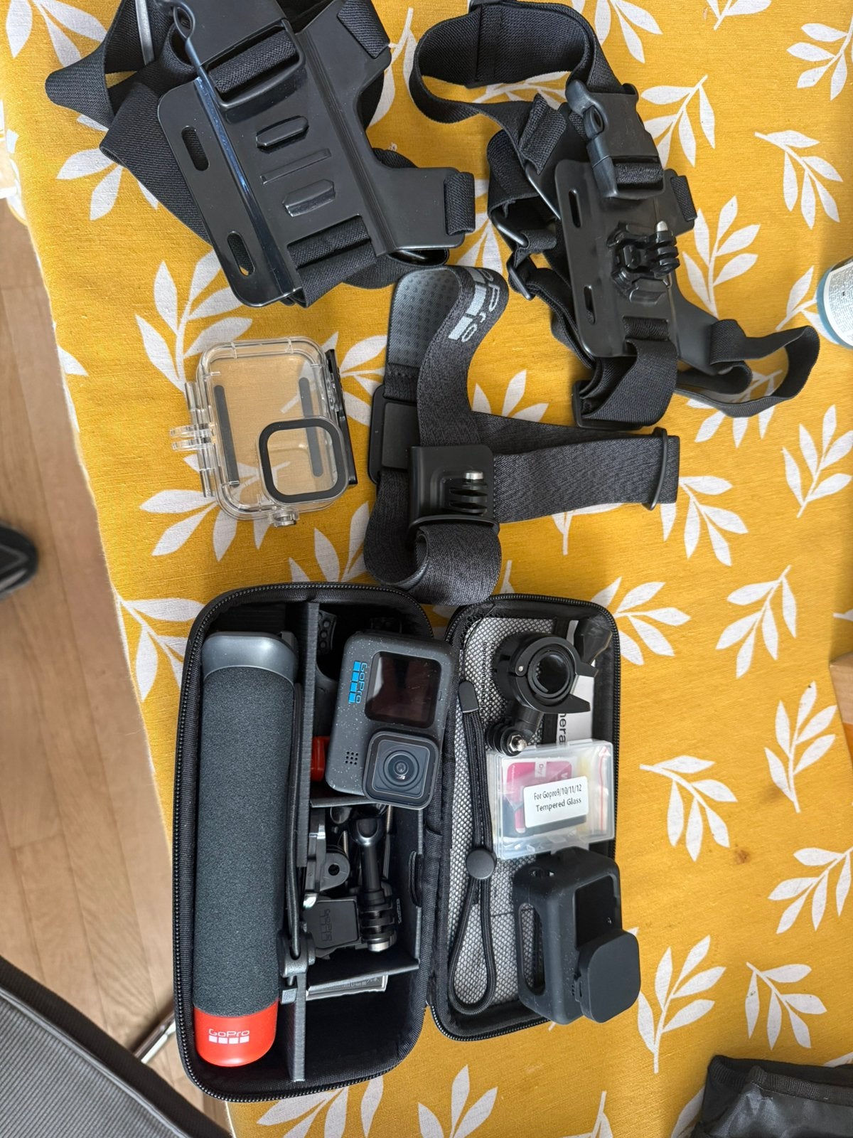 GoPro Hero 12 Black met uitgebreide accessoires - Z.G.A.N., Audio, Tv en Foto, Actiecamera's, Ophalen, Zo goed als nieuw, GoPro