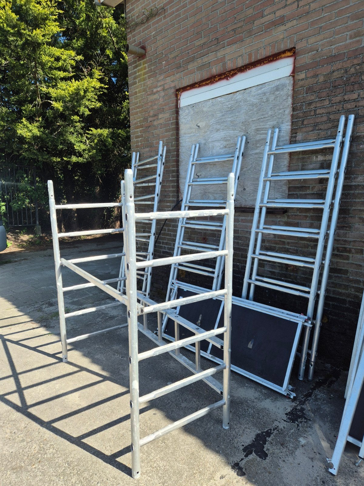 Rolsteiger 6 meter, 3 losse delen, compleet of per deel, Doe-het-zelf en Verbouw, Steigers, Ophalen of Verzenden