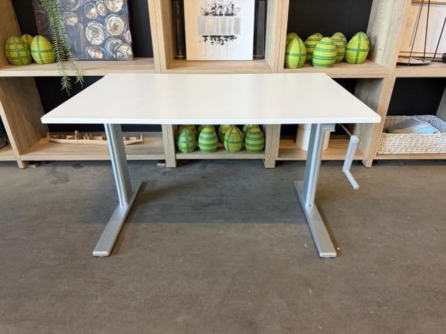 Actiforce Zit-sta bureau / tafel met slinger, kabelgoot,60st, Huis en Inrichting, Bureaus, Gebruikt, Spaanplaat of MDF, Actiforce