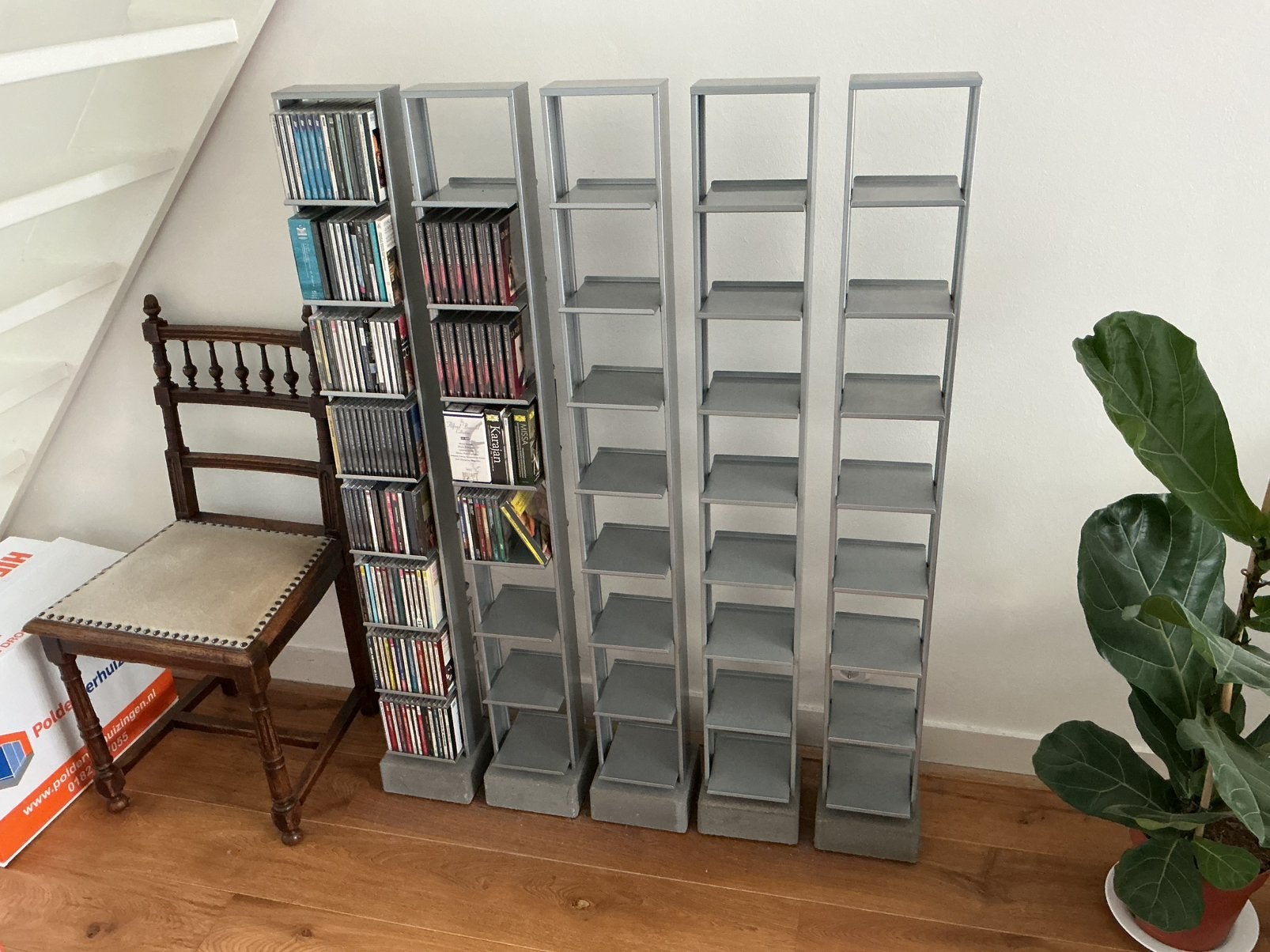 Set van 7 metalen CD/DVD rekken - Grijs, Ophalen, Gebruikt, 150 discs of meer, Metaal