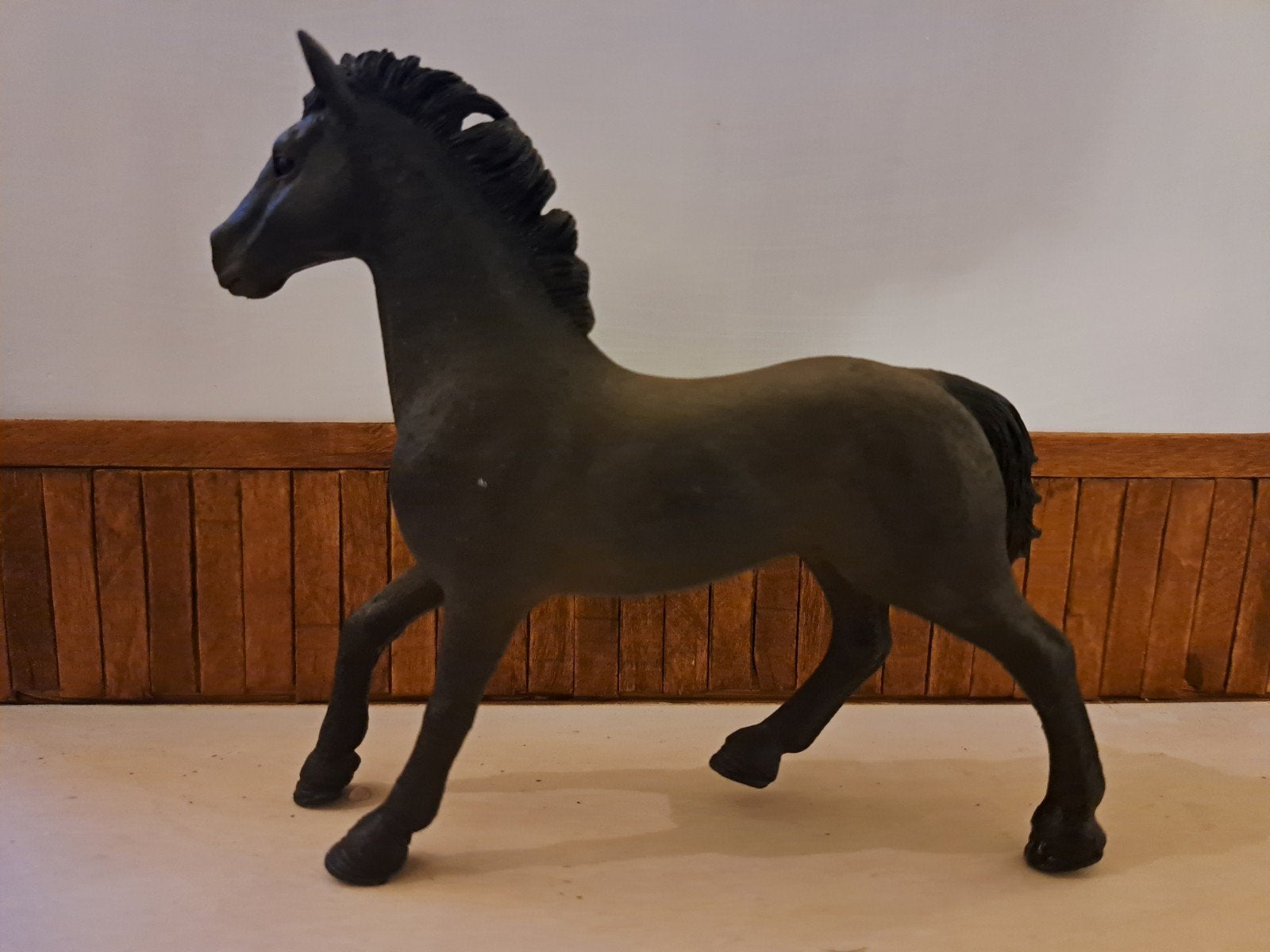 schleich oldenburger hengst, Ophalen of Verzenden, Zo goed als nieuw, Paard, Beeldje of Figuurtje