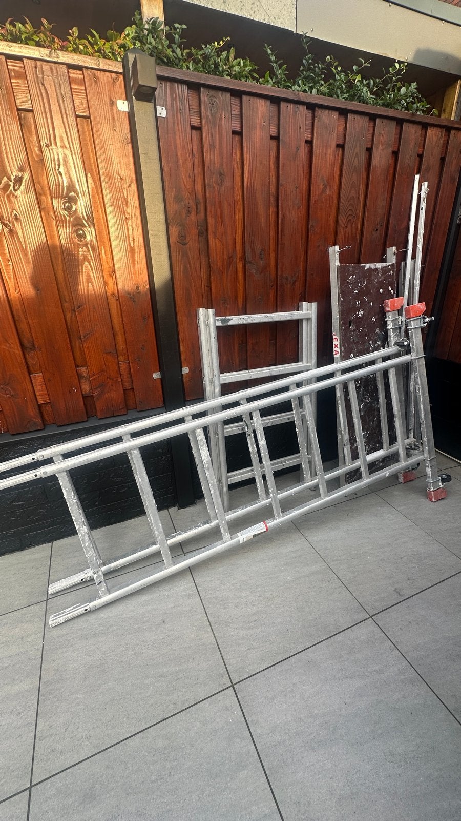 Kamersteiger - Handige en compacte rolsteiger, Doe-het-zelf en Verbouw, Ophalen, Gebruikt, Rolsteiger of Kamersteiger, 2 tot 5 meter