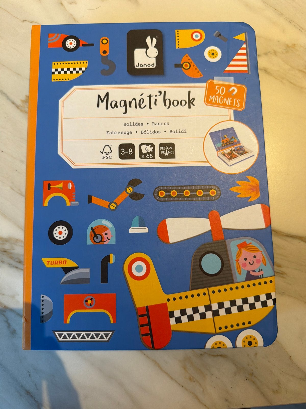 Janod Magnéti'book Racers - Magnetisch Bouwboek, Ophalen of Verzenden, Zo goed als nieuw, Knutselen