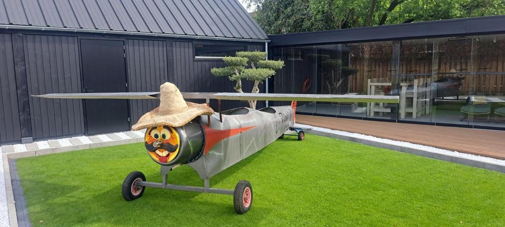 Loopgroep optocht / carnaval klassiek vliegtuig, Kleding | Dames, Carnavalskleding en Feestkleding, Ophalen, Carnaval