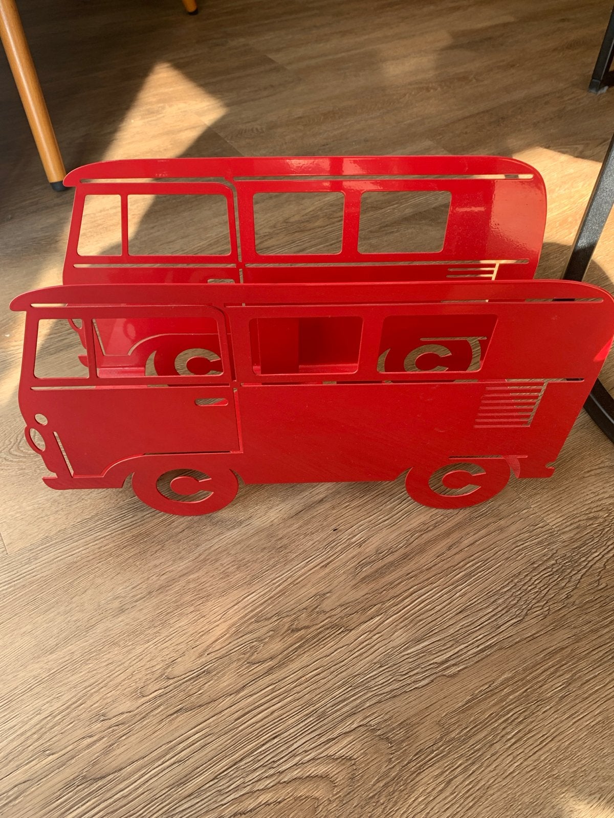Rode VW bus tijdschriftenrek - Vintage stijl, Gebruikt, Metaal, Tijdschriftenrek, Geschikt voor vinyl