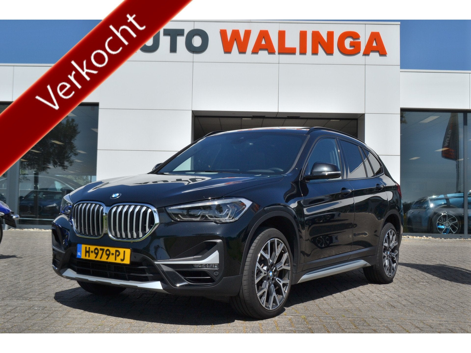 BMW X1 2.0 192 pk Autom. | Panoramdak | Trekhaak 1800kg | Le, Auto's, Zwart, Bedrijf, SUV of Terreinwagen, 1460 kg