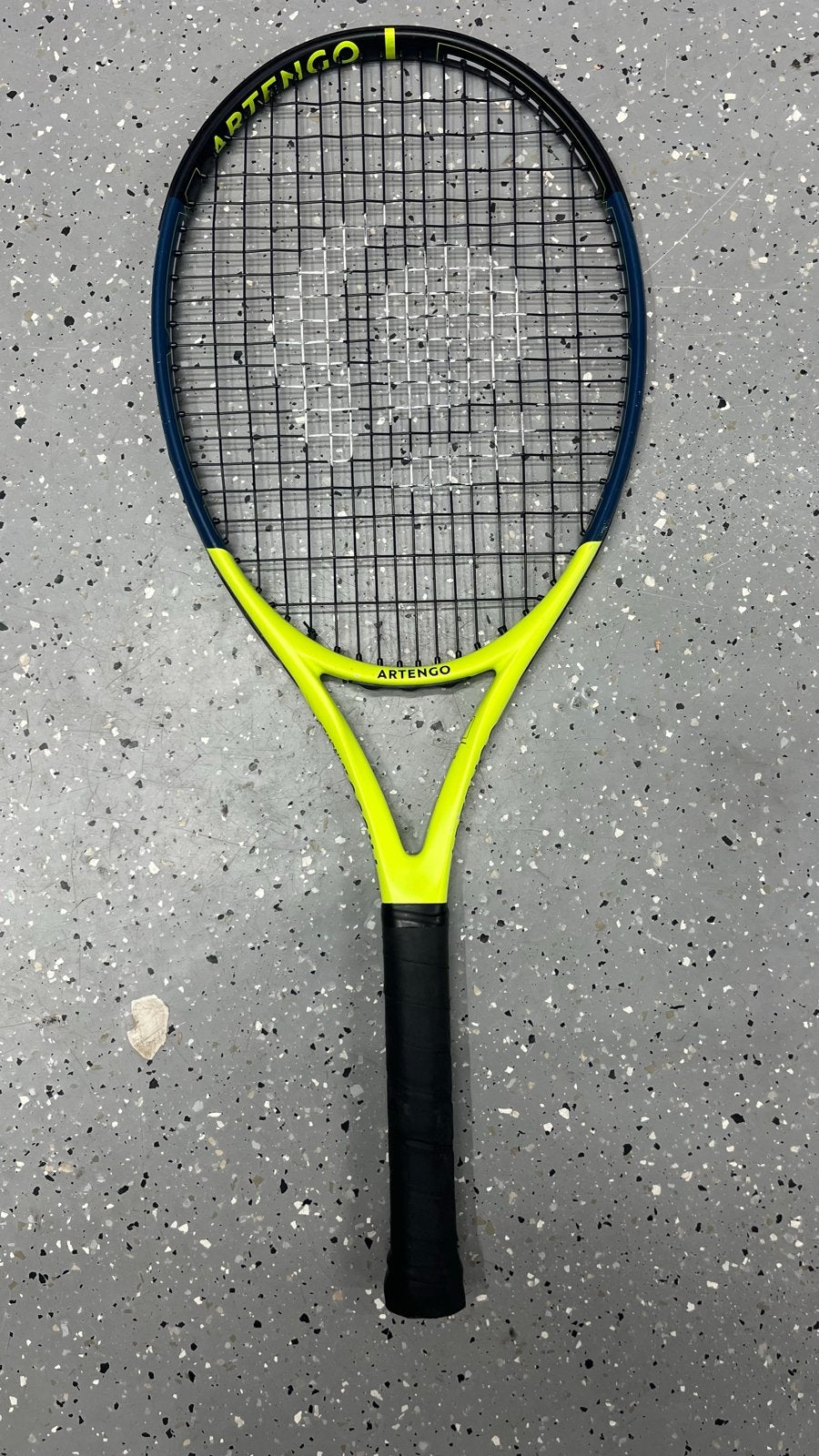 Artengo TR530 Junior Tennisracket 26 inch, Ophalen of Verzenden, Zo goed als nieuw, Racket, Overige merken