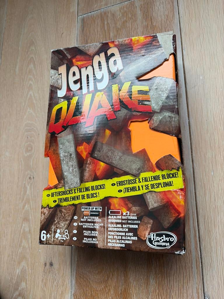 Jenga Quake - Het spannende wiebelspel van Hasbro, Hobby en Vrije tijd, Drie of vier spelers, Ophalen, Gebruikt