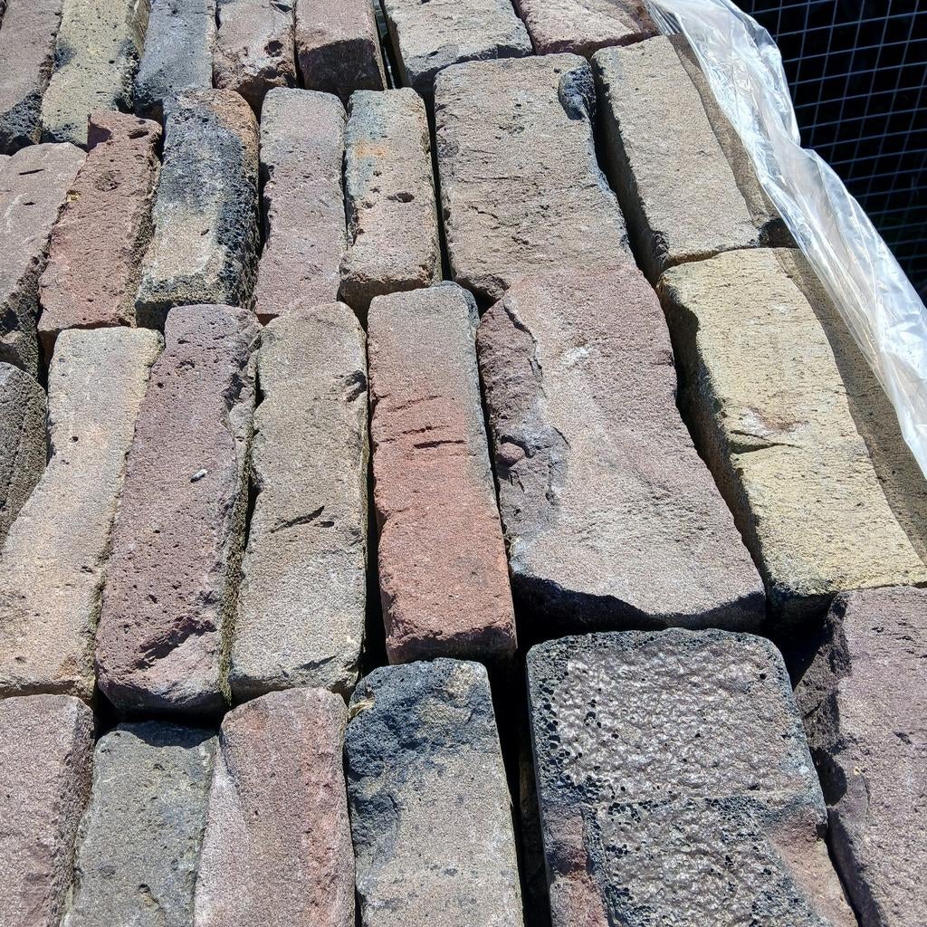 Genuanceerde authentieke handgebakken waaltjes 49,/ M2 17 M2, Doe-het-zelf en Verbouw, Ophalen of Verzenden, Gebruikt, Bakstenen