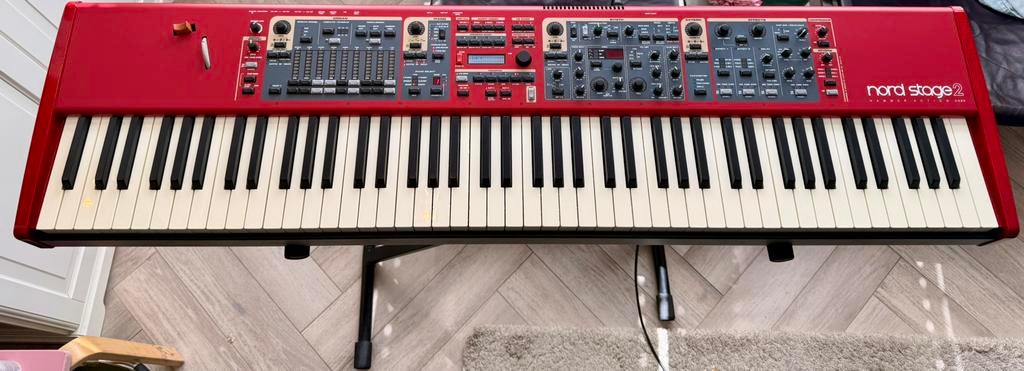 Nord Stage 2 HA88 Rev.B met metalen standaard in nieuwstaat, Ophalen, Overige kleuren, Zo goed als nieuw, Piano