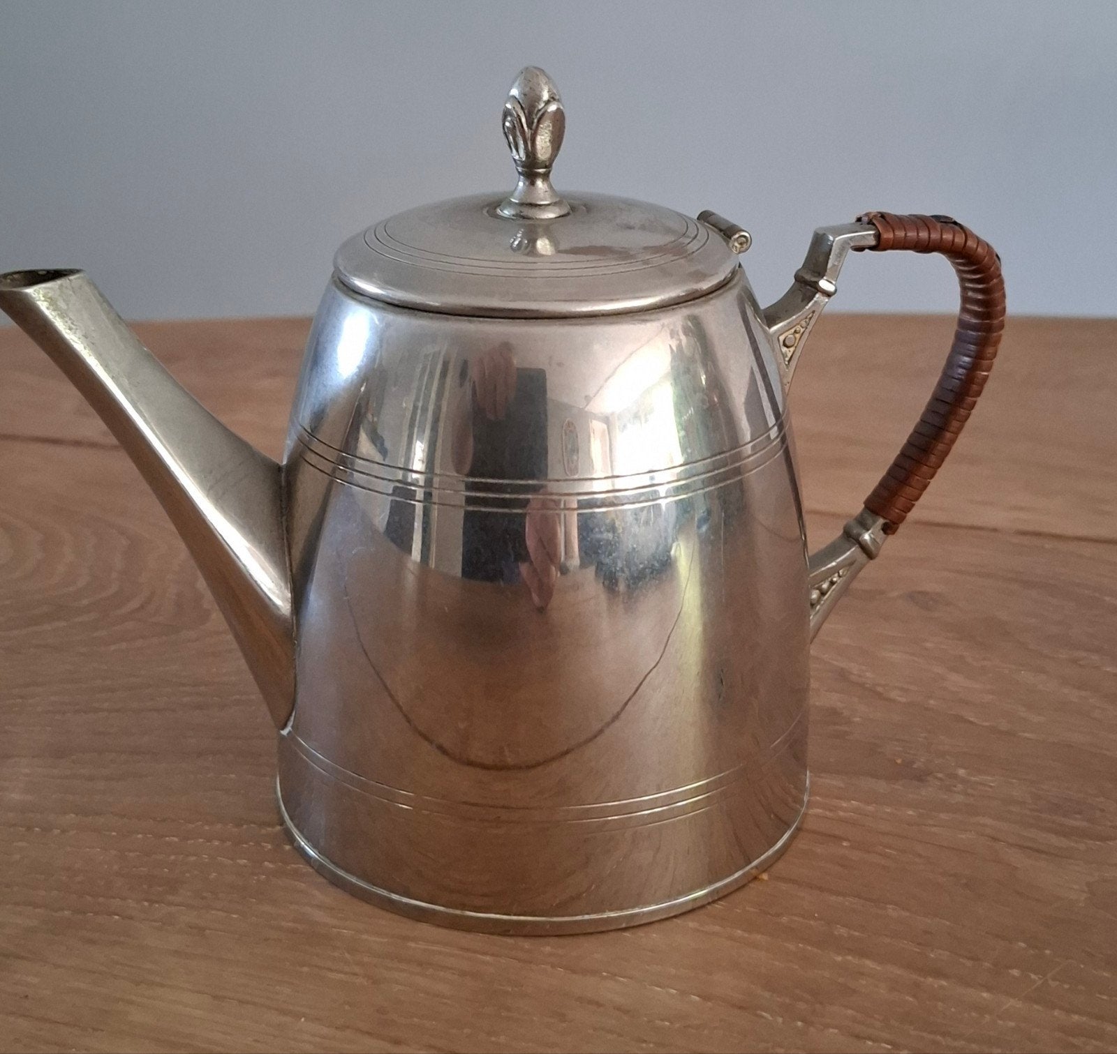 Antieke theepot met rieten handvat, Antiek en Kunst, Ophalen of Verzenden