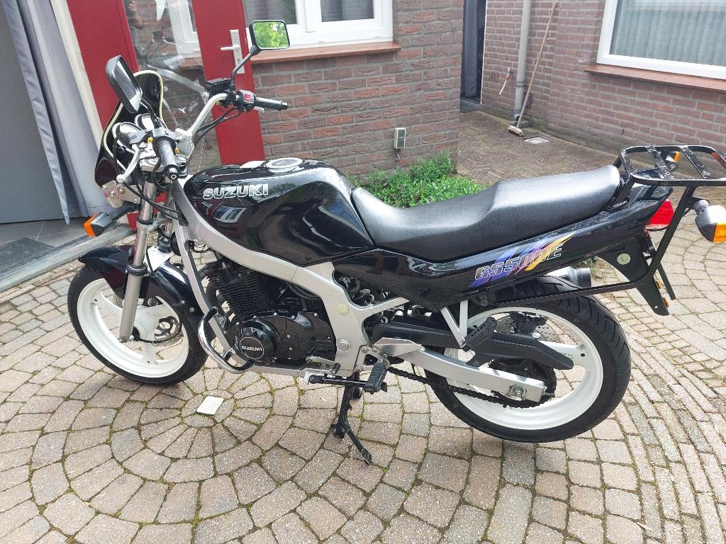 Suzuki GS 500 E  1996     zwart/wit, Motoren, 2 cilinders, Gebruikt, Particulier, Minimaal motorrijbewijs A2