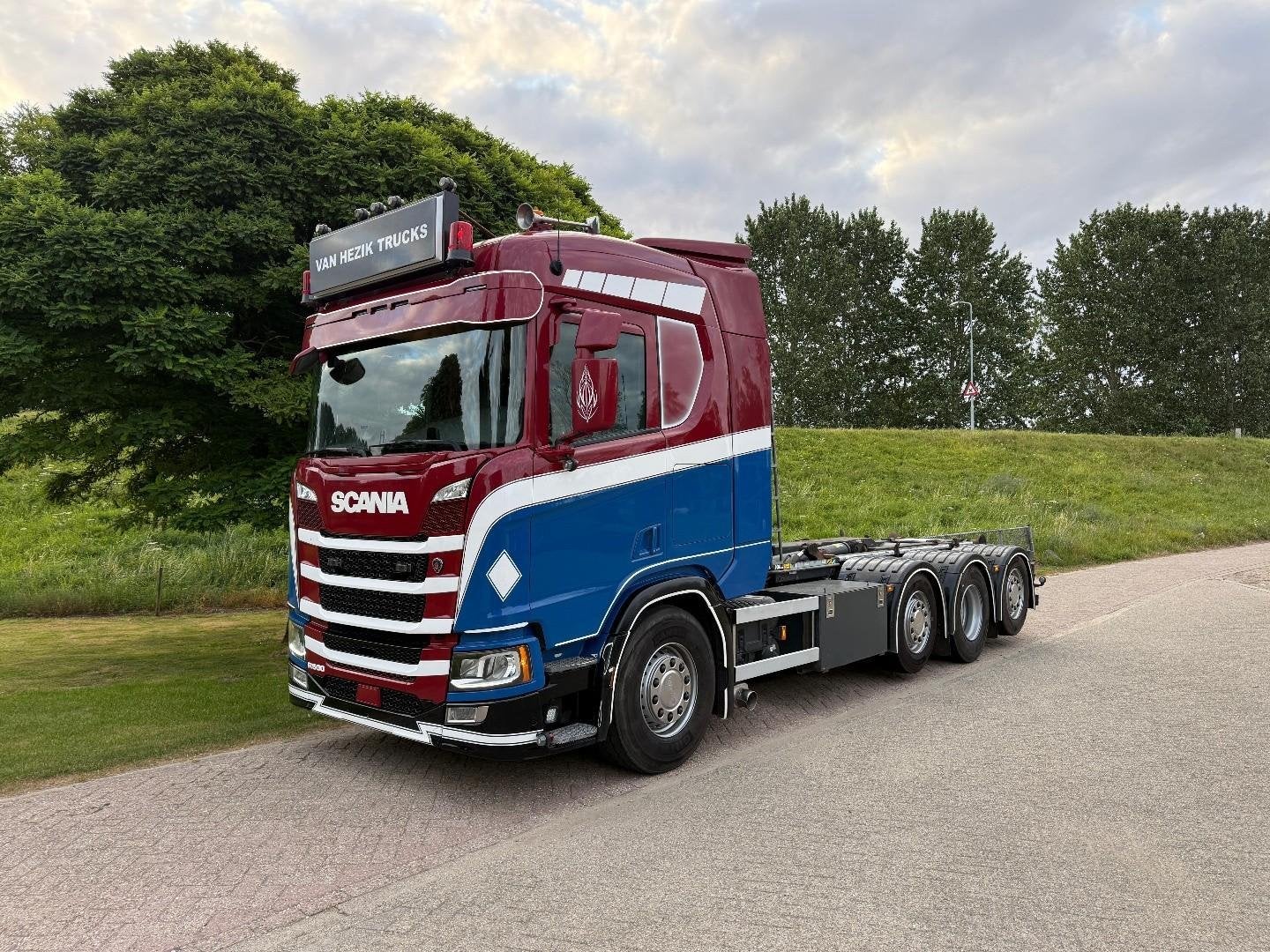 Scania R500 Haakarm / retarder / vollucht / 8x2 / 2019 VH110, Automaat, Euro 6, Bedrijf, Diesel