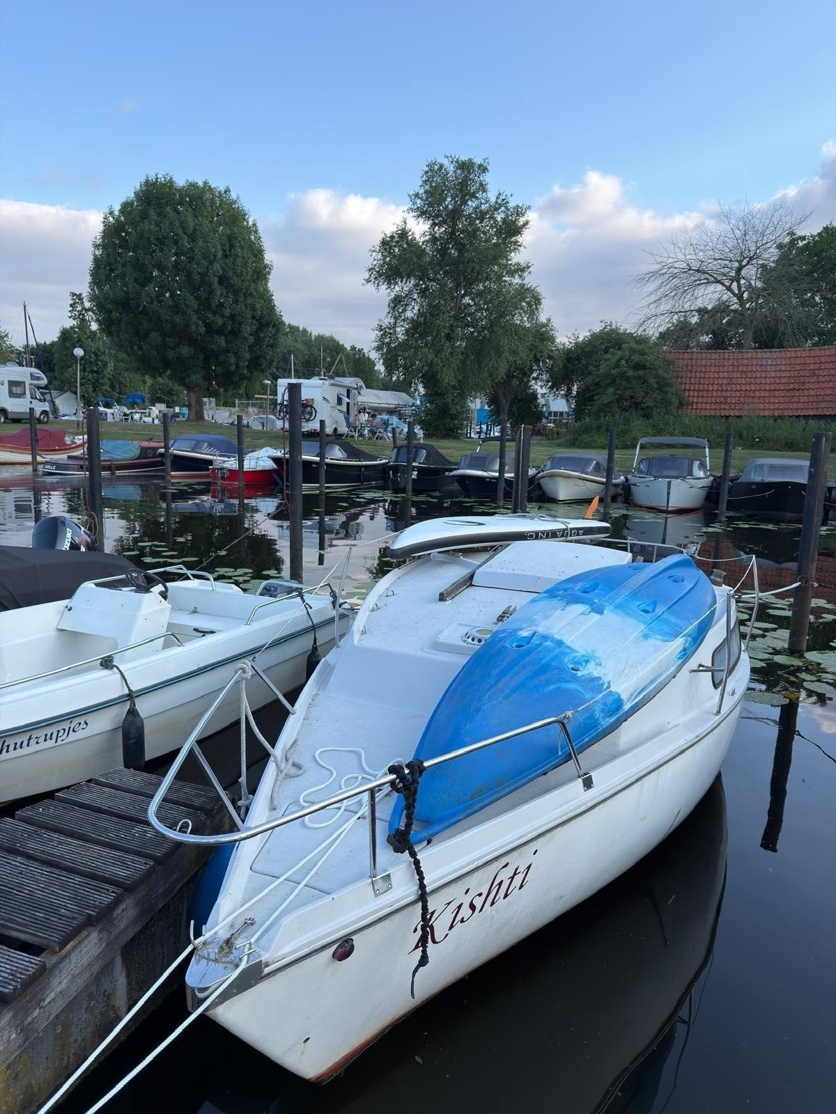 Ruime opknapper boot te koop in Zwolle, Kajuitboot, Ophalen of Verzenden, Gebruikt, Buitenboordmotor