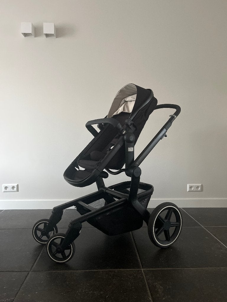 Kinderwagen, Kinderen en Baby's, Kinderwagens en Combinaties, Gebruikt, Kinderwagen, Overige merken, Met reiswieg, Verstelbare duwstang