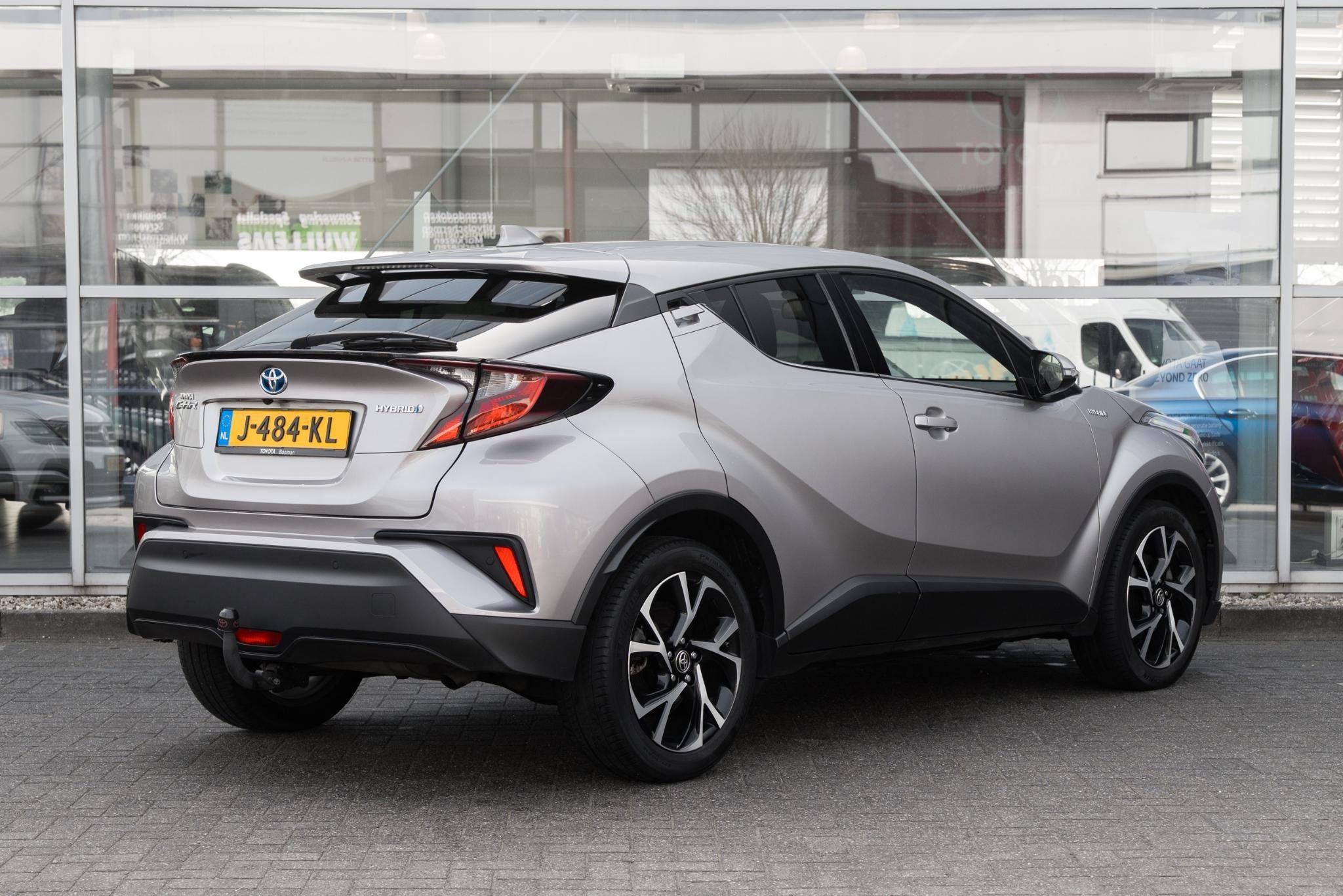 Toyota C-HR 1.8 Hybrid First Edition, Stof, Euro 6, 4 cilinders, 122 pk