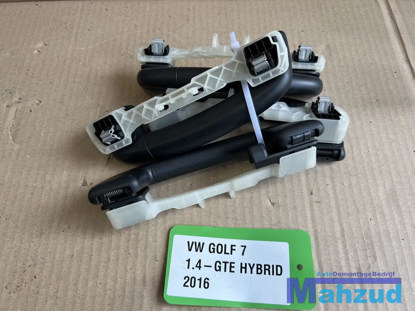 VW GOLF 7 Zwart hemel handgreep set 2012-2021, Gebruikt, Volkswagen, Volkswagen AG, Berliner Ring 2
38440  Wolfsburg, DE