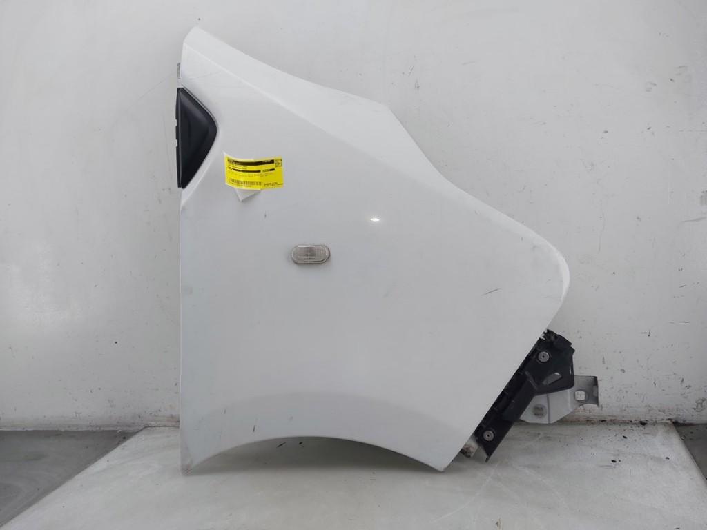 Spatbord Rechts Voor Opel Vivaro (2014-06/2019-12) 93455813, Gebruikt, Bahnhofsplatz, Rüsselsheim am Main 65423, , Duitsland, Opel
