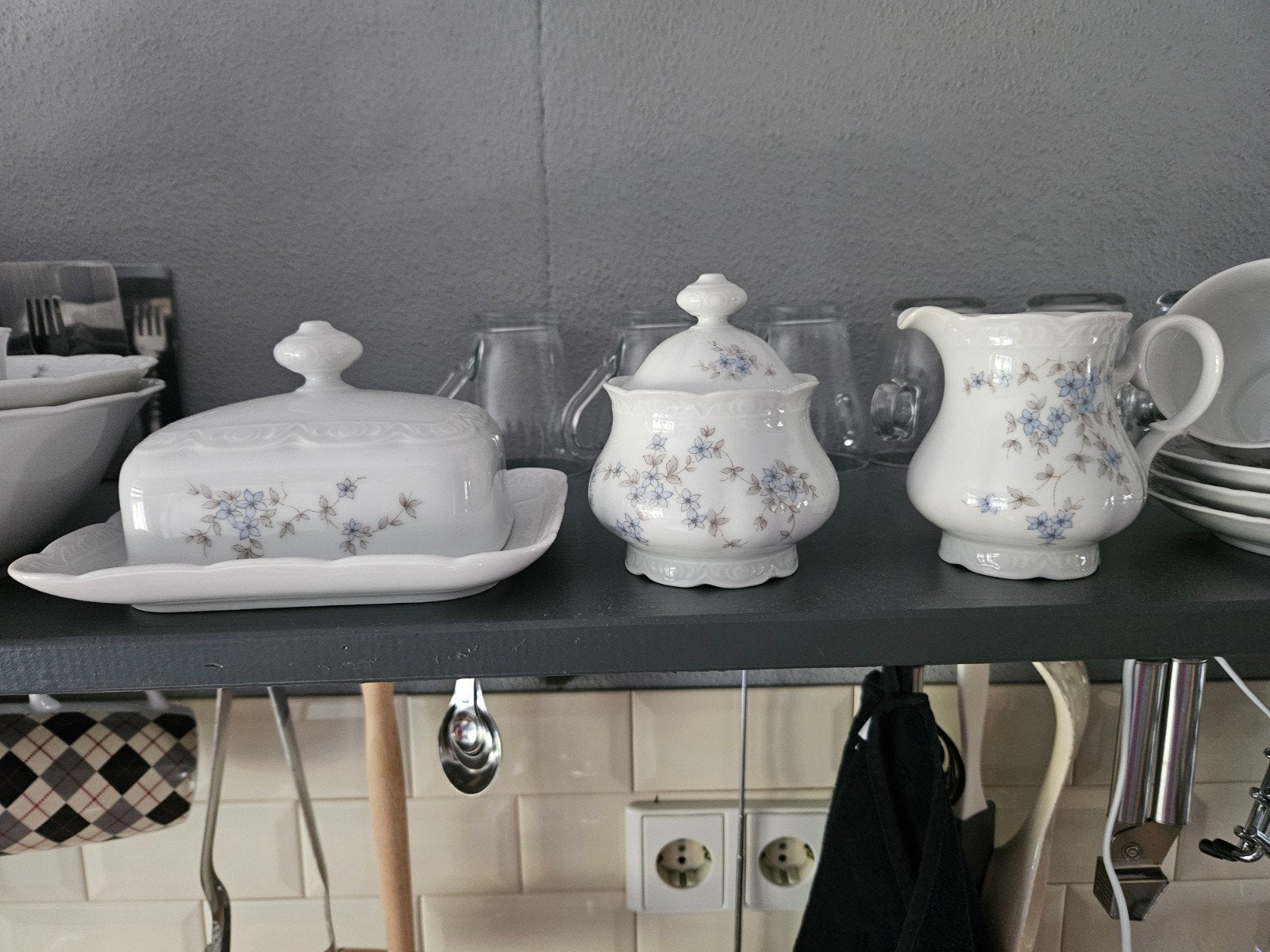 Mitterteich Bavaria 33delig antiek servies, Ophalen