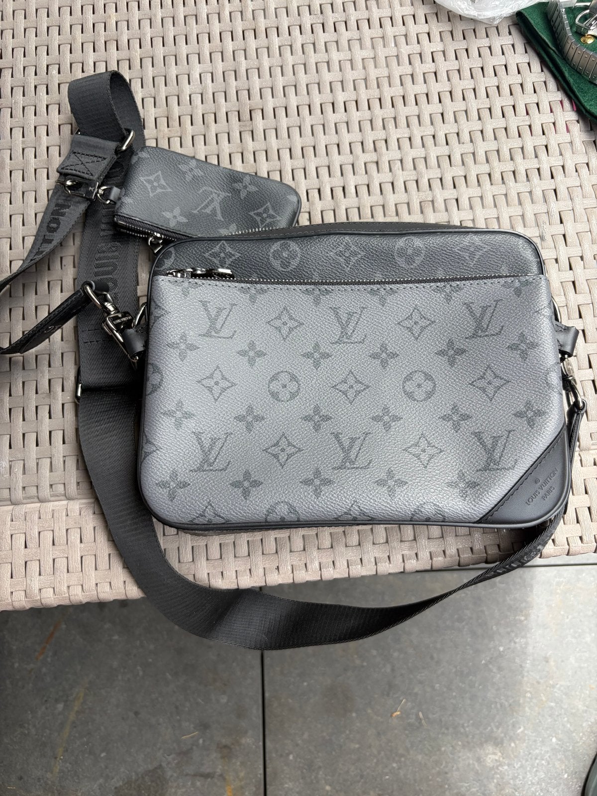 Louis Vuitton Trio Messenger Bag Godfactory, Ophalen of Verzenden, Gebruikt, Zwart