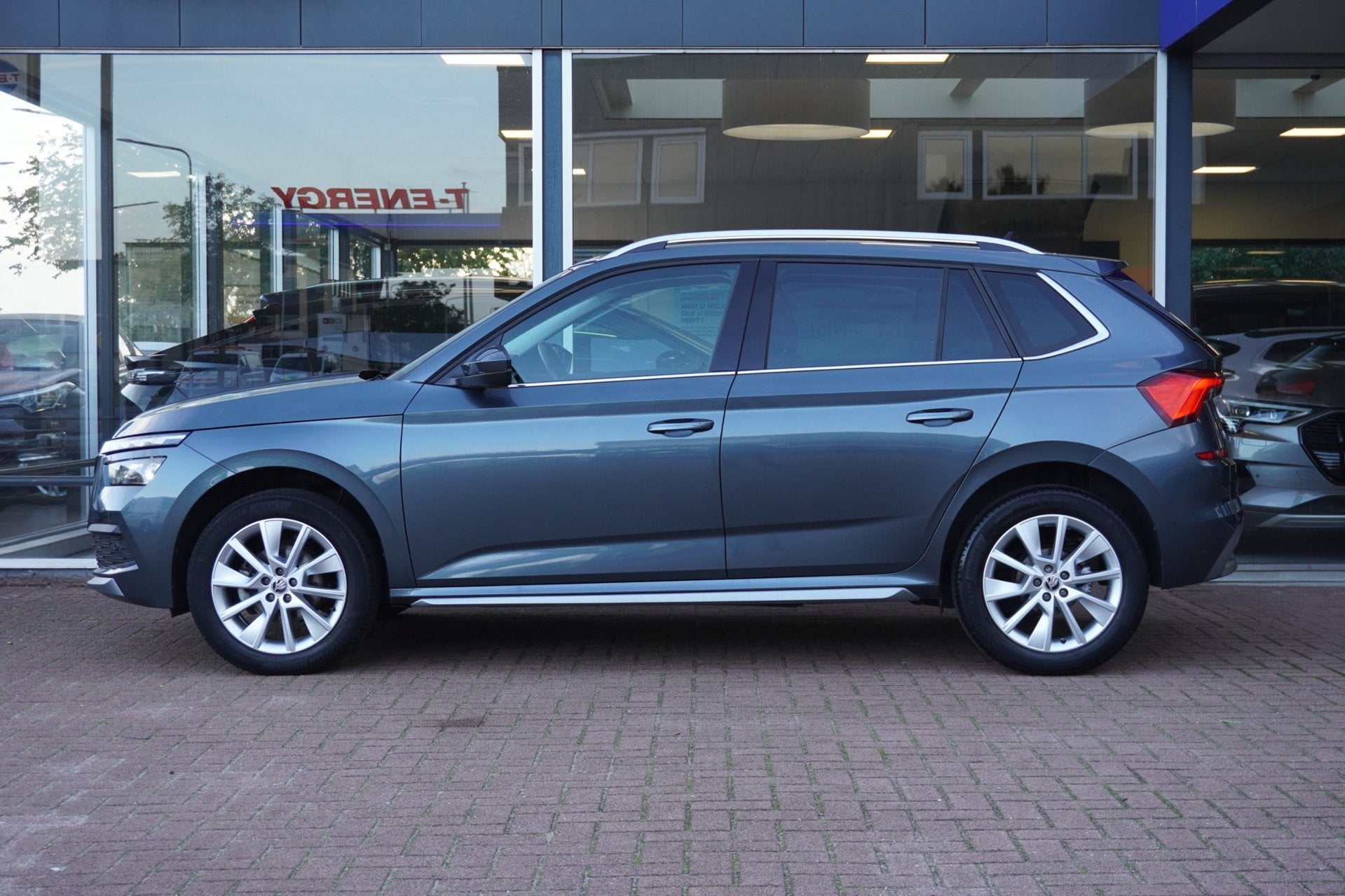 Skoda Kamiq 1.0 TSI Business Edition Automaat | Airco | Elek, Auto's, Stof, Gebruikt, 3 cilinders, Kamiq