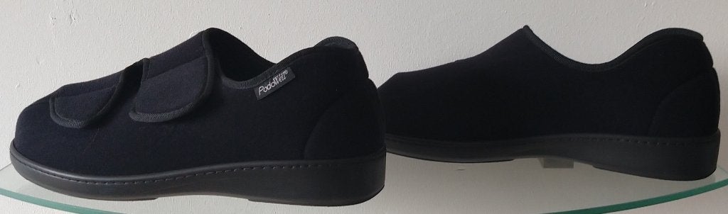 heren pantoffels PodoWell Athos maat 45, volgnr 11, PodoWell Athos, Zwart, Ophalen of Verzenden, Zo goed als nieuw