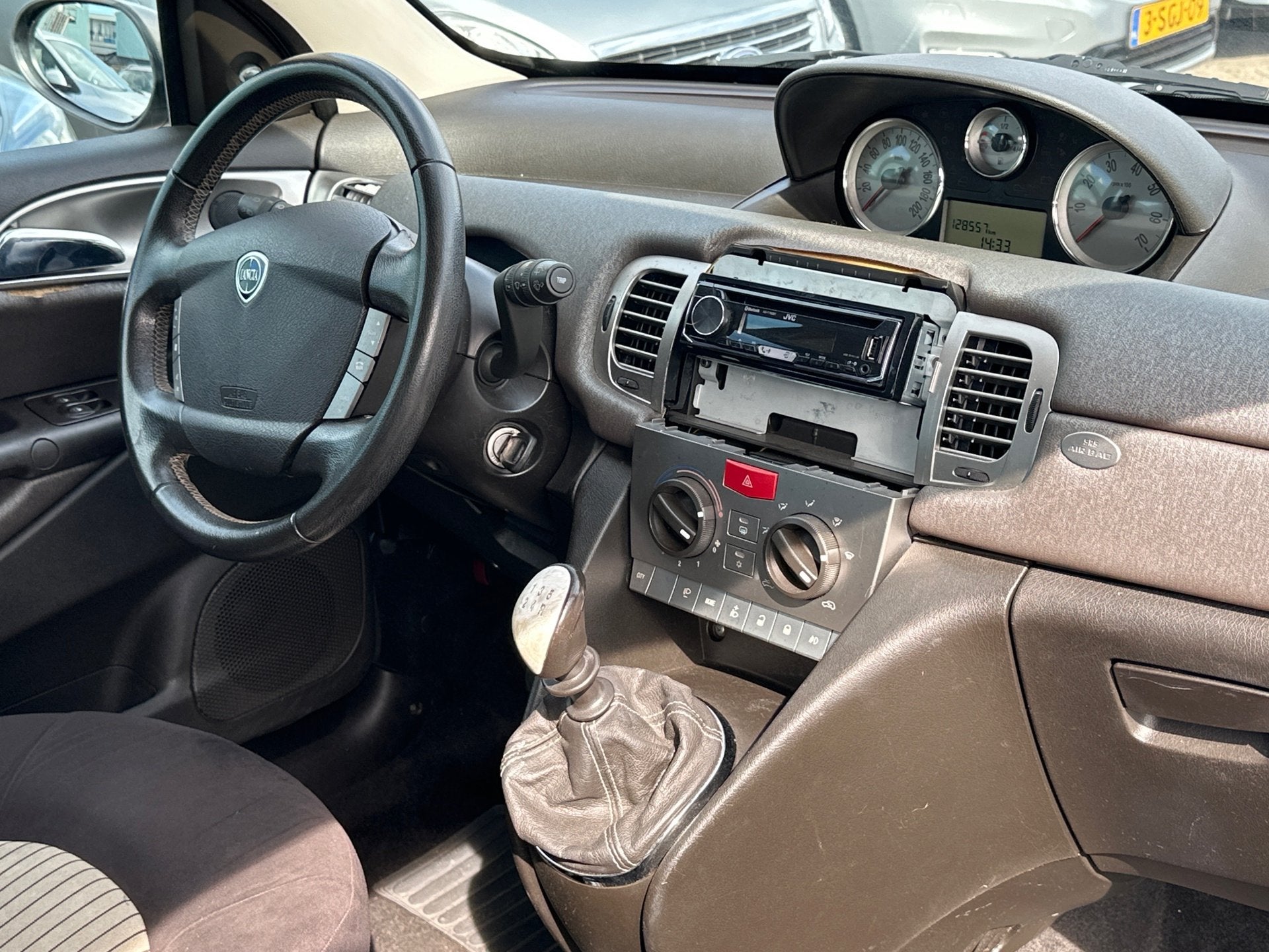 Lancia Ypsilon 1.4 Oro Airco | Apk 03-2027 | Elecht.Ramen, Auto's, Voorwielaandrijving, Gebruikt, 31 €/maand, 4 cilinders