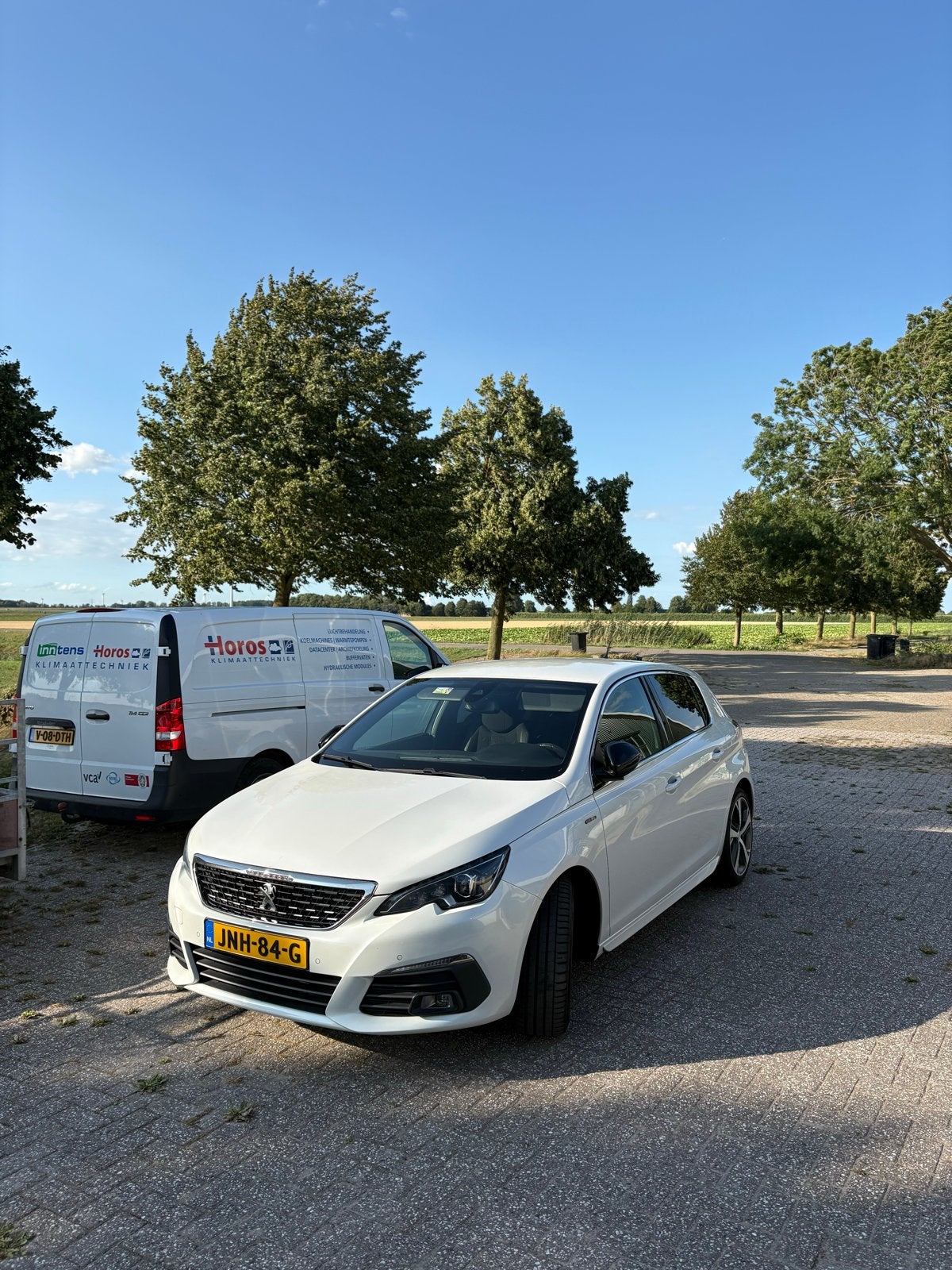Peugeot 308 GT-LINE RIEM VERVANGEN AUTOMAAT, Auto's, Peugeot, Zwart, Wit, 1200 kg, Start-stop-systeem