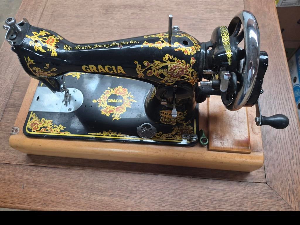 Gracia Naaimachine - Decoratief Stuk uit de Jaren '60, Ophalen
