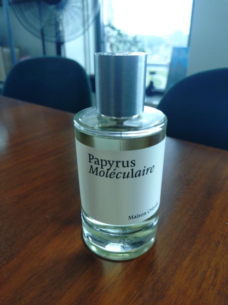 Maison Crivelli Papyrus Moléculaire Eau de Parfum 100 mL, Ophalen of Verzenden, Zo goed als nieuw