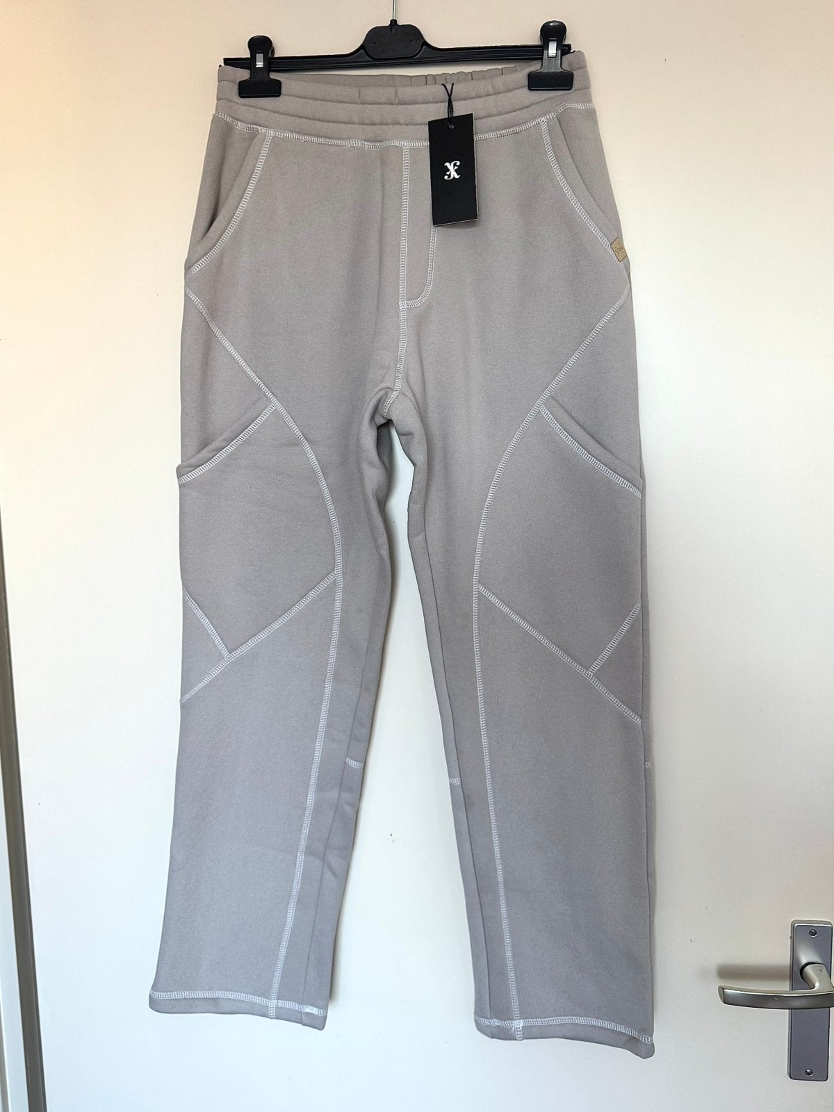 JK Attire jogger broek grijs maat S nieuw, Verzenden, Nieuw, Maat 46 (S) of kleiner, Grijs