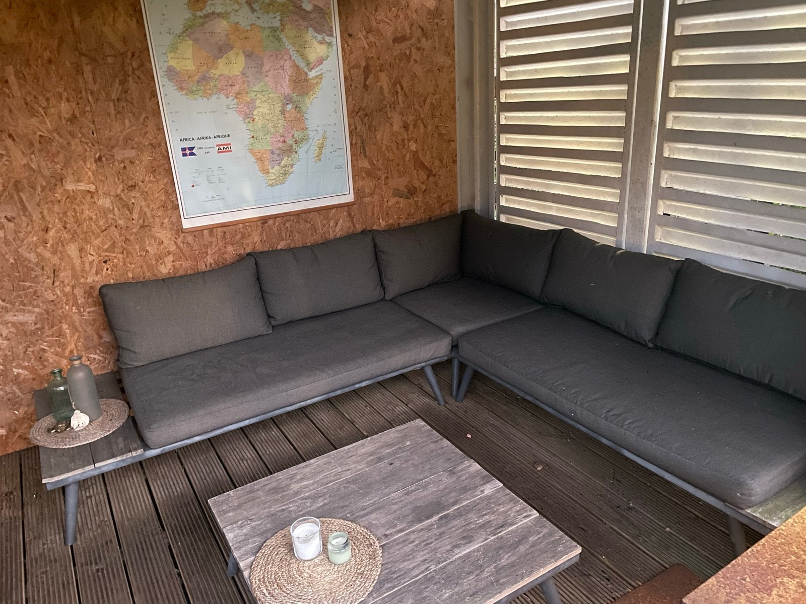 Comfortabele loungeset met salontafel, Ophalen, Overige materialen, Gebruikt, 6 zitplaatsen
