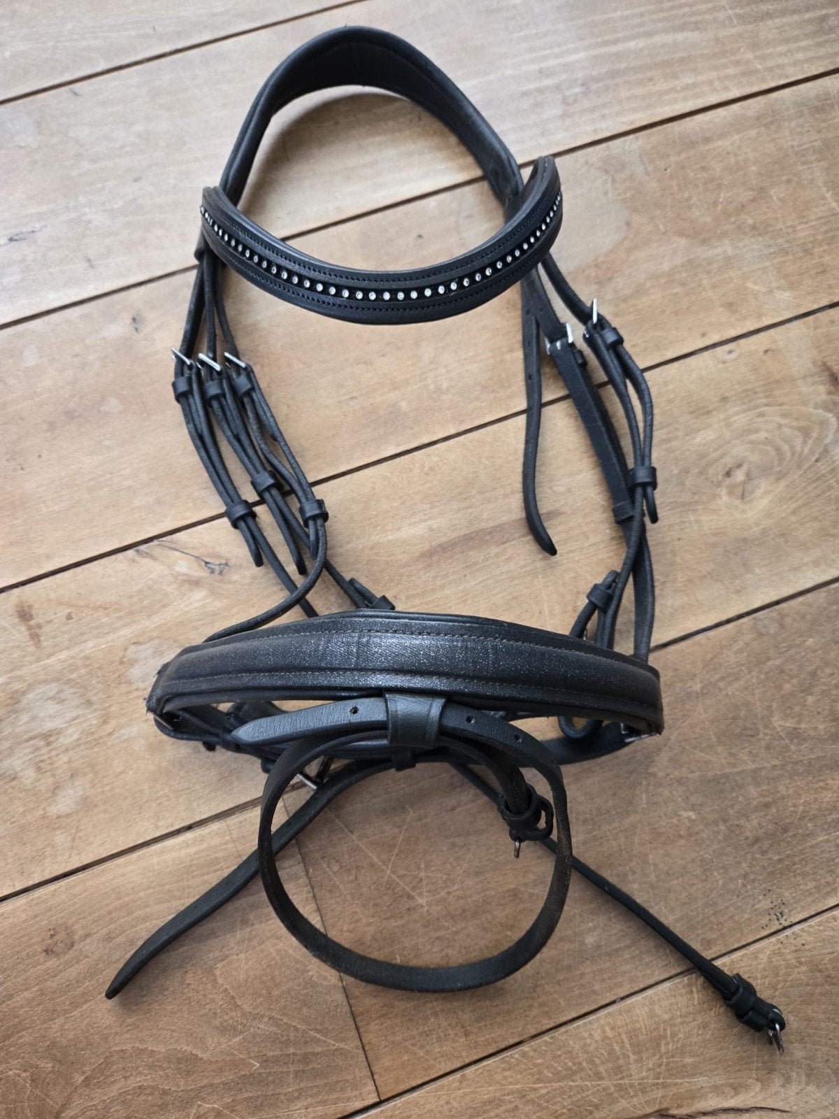 Leren hoofdstel met glitter., Dieren en Toebehoren, Paarden en Pony's | Hoofdstellen en Tuigage, Ophalen of Verzenden, Zo goed als nieuw