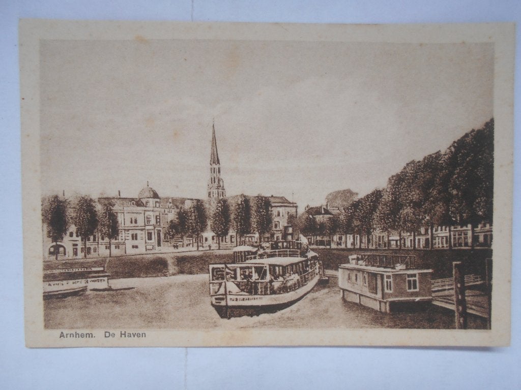 Arnhem De Haven voor 1920 met rondvaart boot en woonark, Ophalen of Verzenden, Voor 1920, Ongelopen, Gelderland