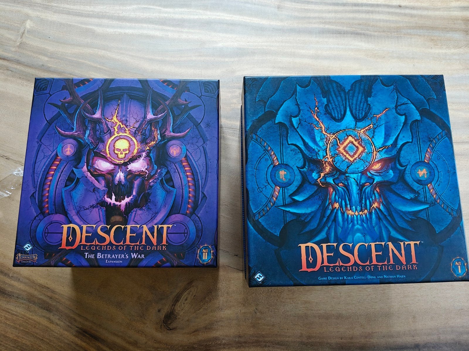 Descent legends of the dark & the betrayer's war, Ophalen of Verzenden