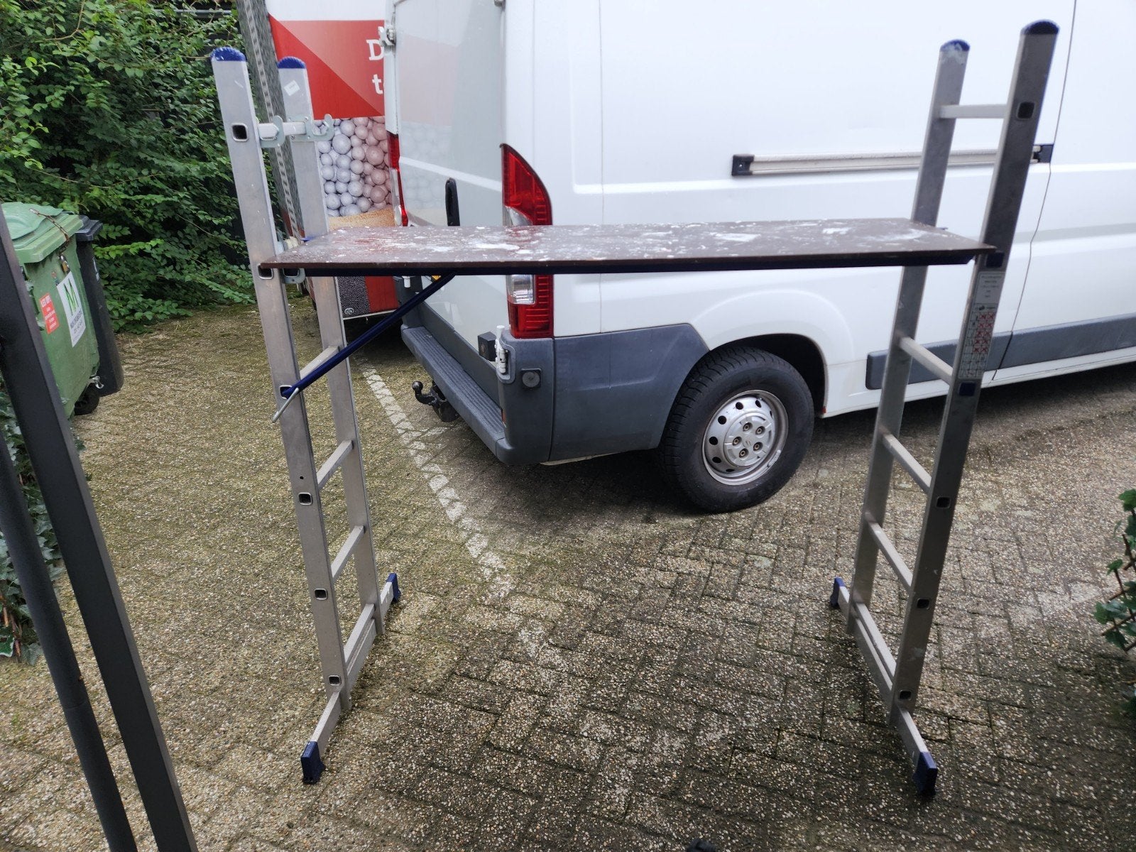 Aluminium laddersteiger 1.70m / 2.80m, Doe-het-zelf en Verbouw, Steigers, Ophalen, Gebruikt, Rolsteiger of Kamersteiger, 5 meter of hoger