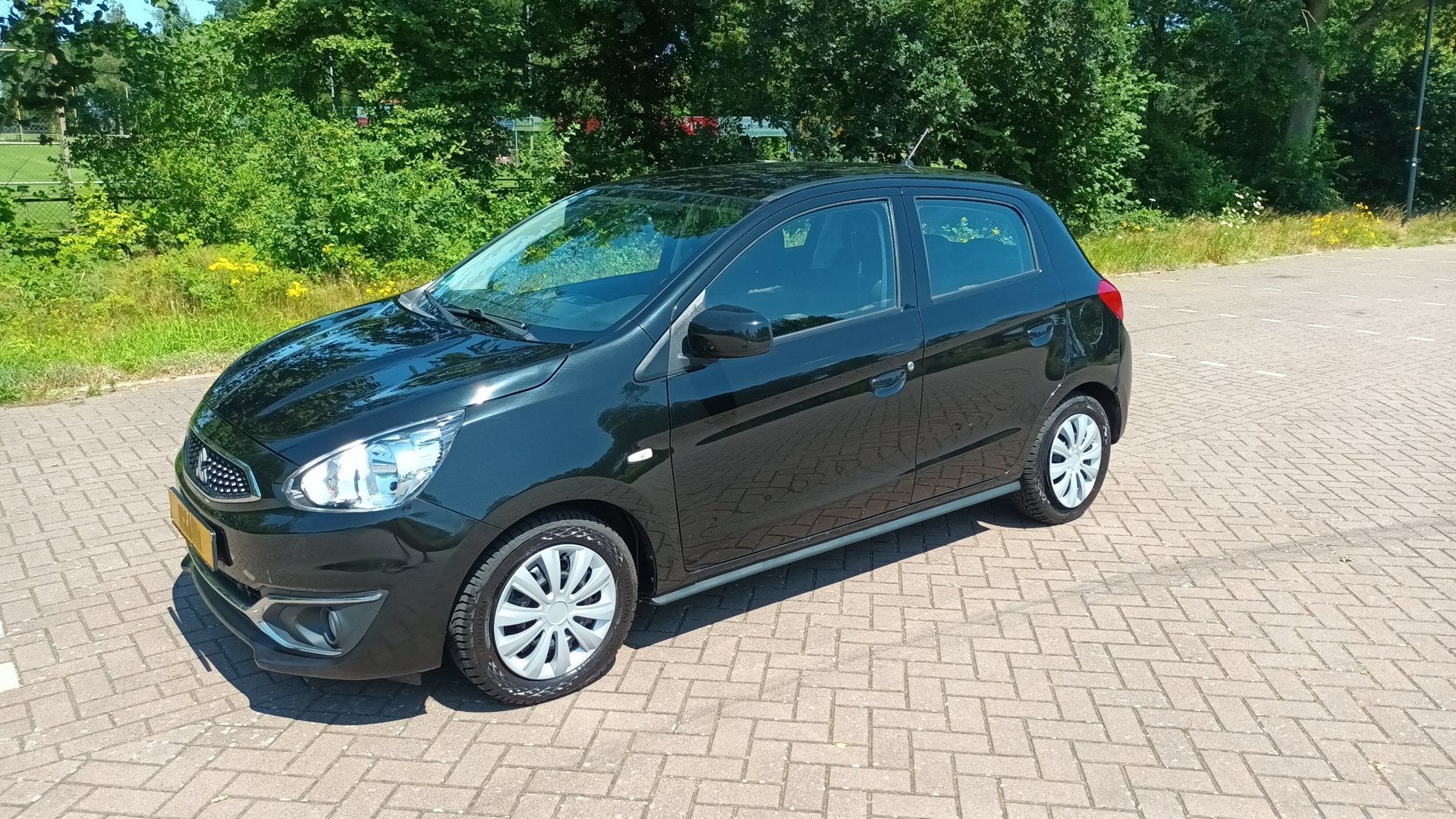 Mitsubishi Space Star 1.0 Airco / Elek pakket, Auto's, Voorwielaandrijving, Stof, Gebruikt, Zwart