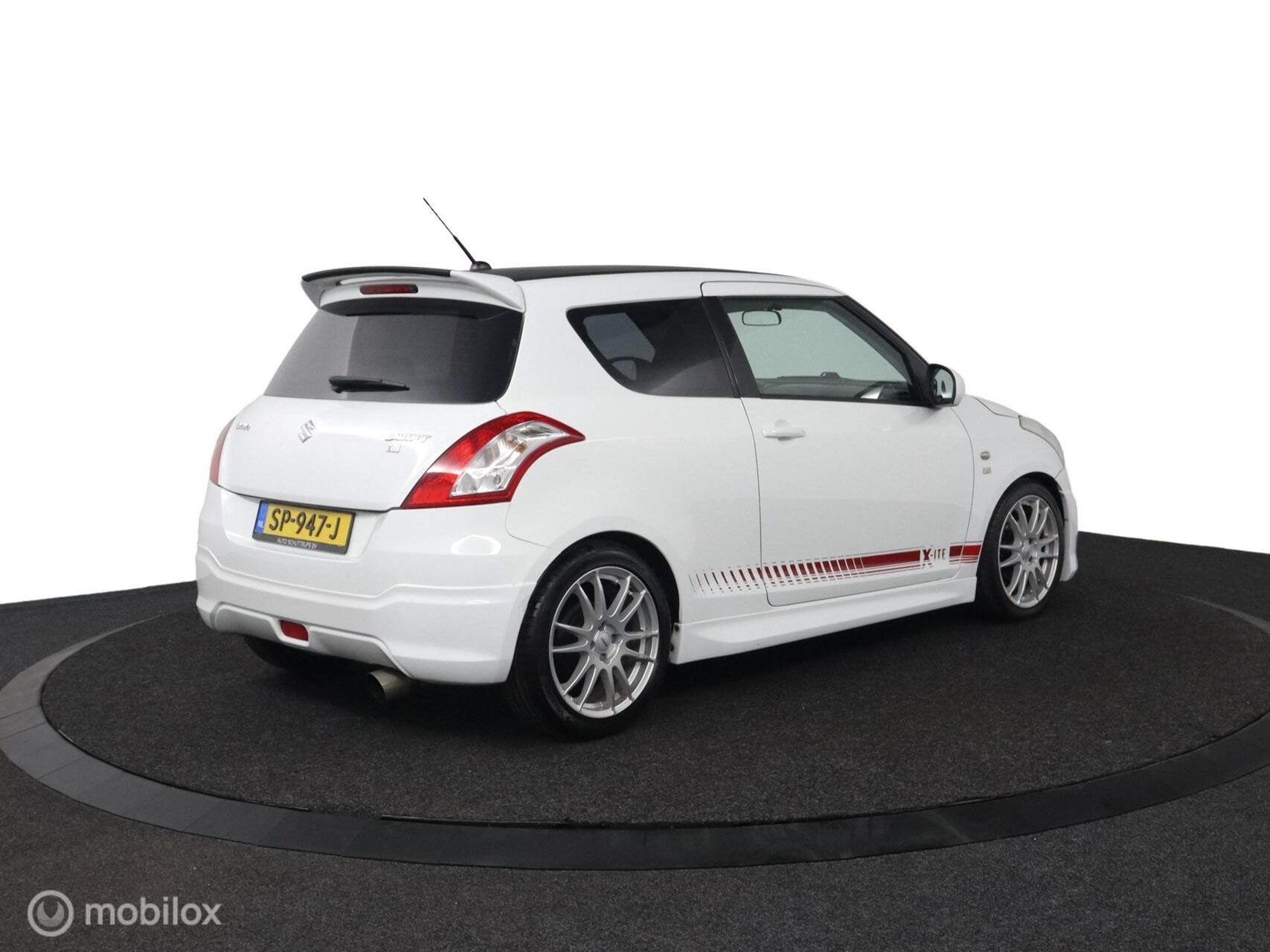 Suzuki Swift 1.2 X-ite Leuke sportieve uitvoering!, Auto's, Voorwielaandrijving, Gebruikt, 1242 cc, 400 kg