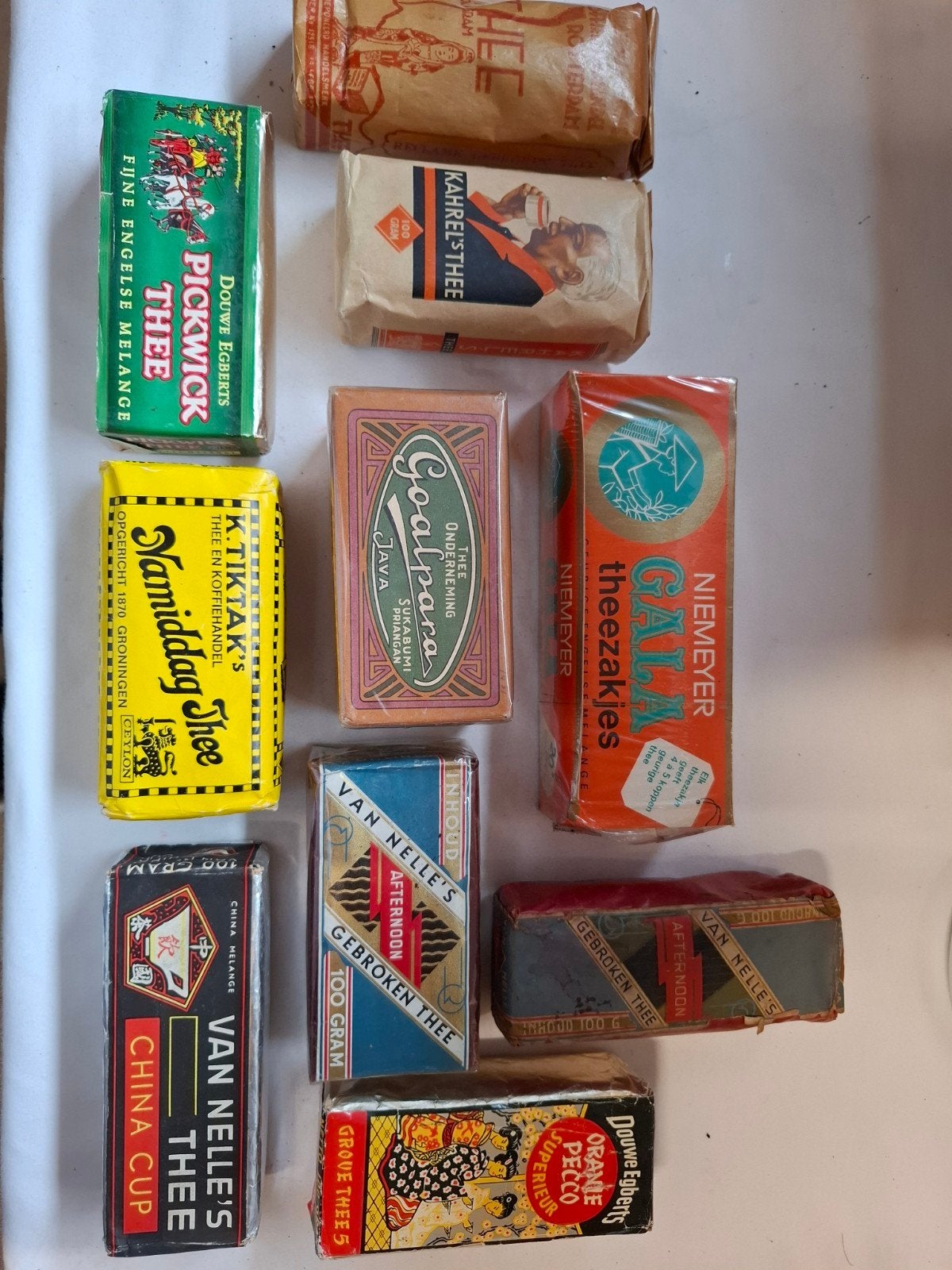 10 verschillende pakjes Thee vol in goede staat, Verzamelen, Ophalen of Verzenden, Zo goed als nieuw, Verpakking