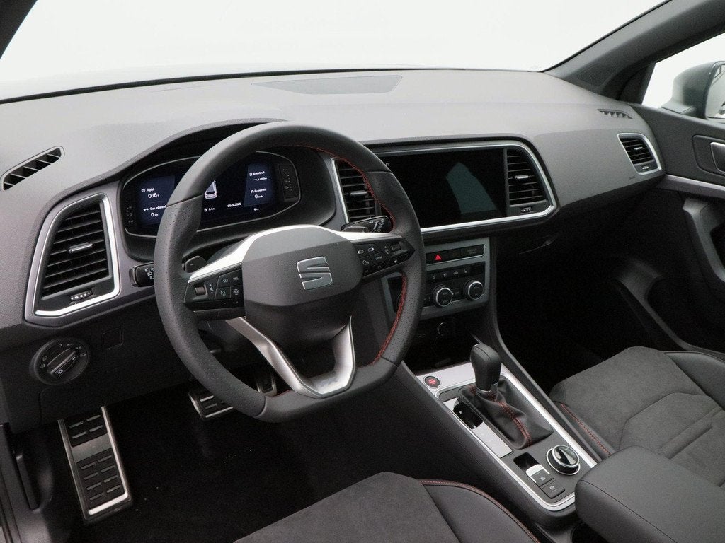 SEAT Ateca FR Business Intense 1.5 TSI 150 PK | Automaat | S, 15 km/l, 1498 cc, 4 cilinders, 150 pk