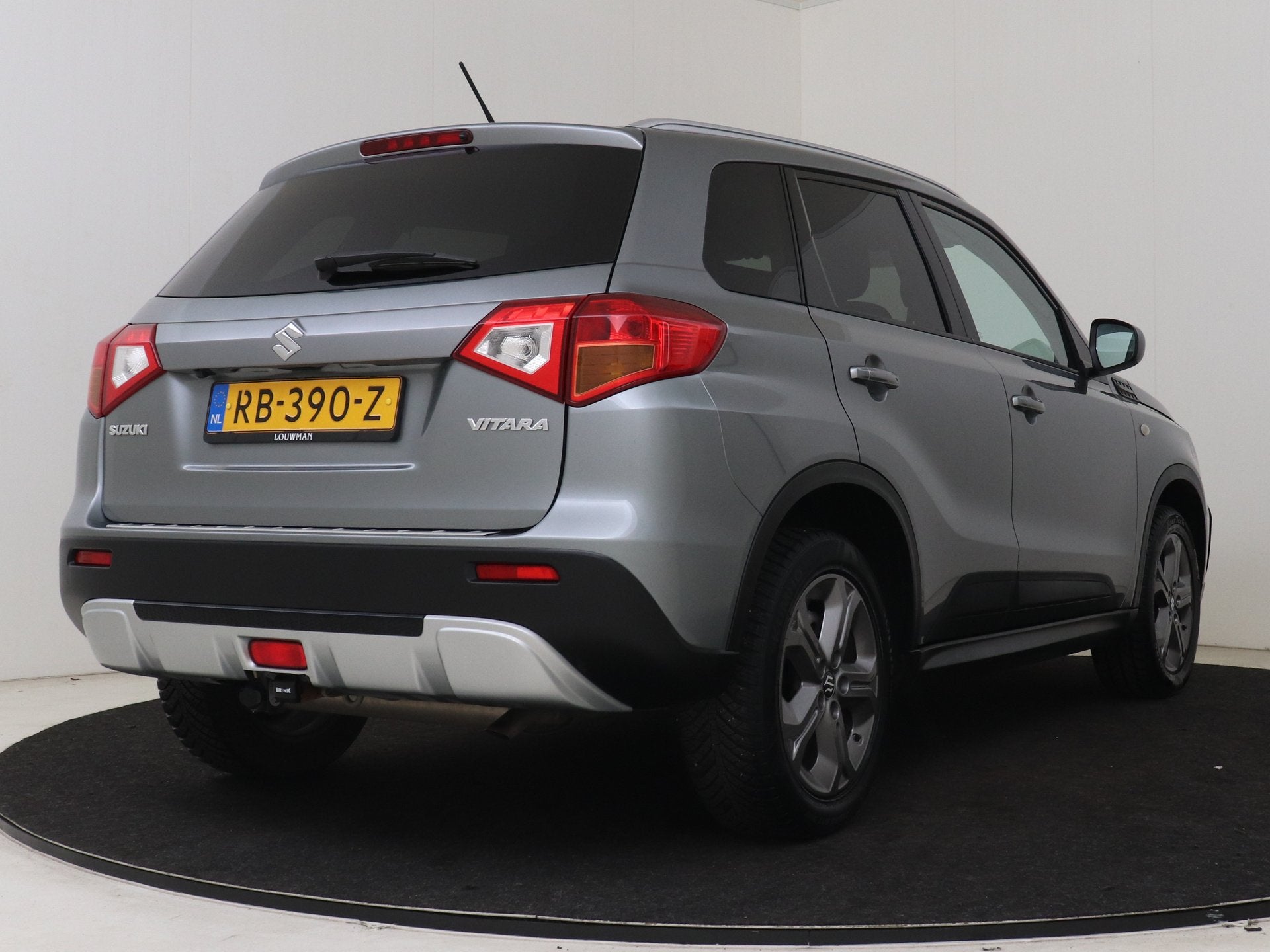 Suzuki Vitara 1.6 Exclusive (bj 2017), Voorwielaandrijving, 12 maanden, Stof, 4 cilinders