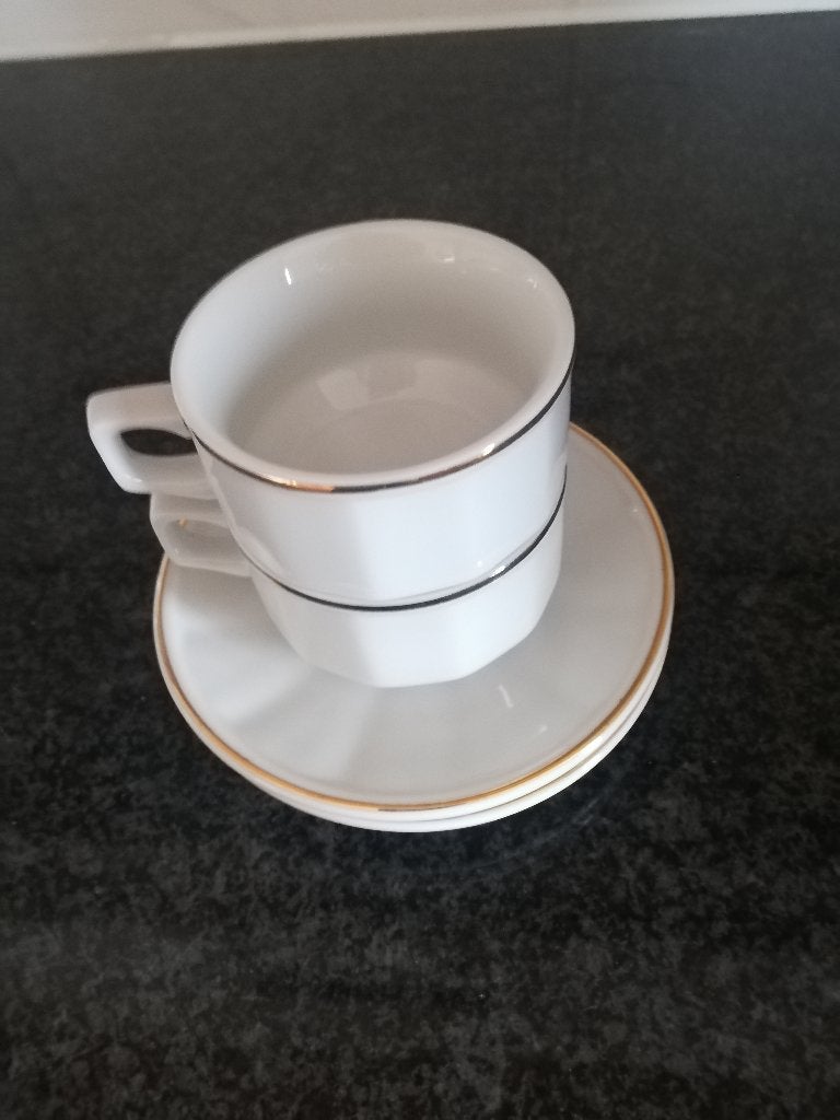 Porcelain bistro 2 x kop en schotel, Ophalen, Overige materialen, Gebruikt, Overige stijlen