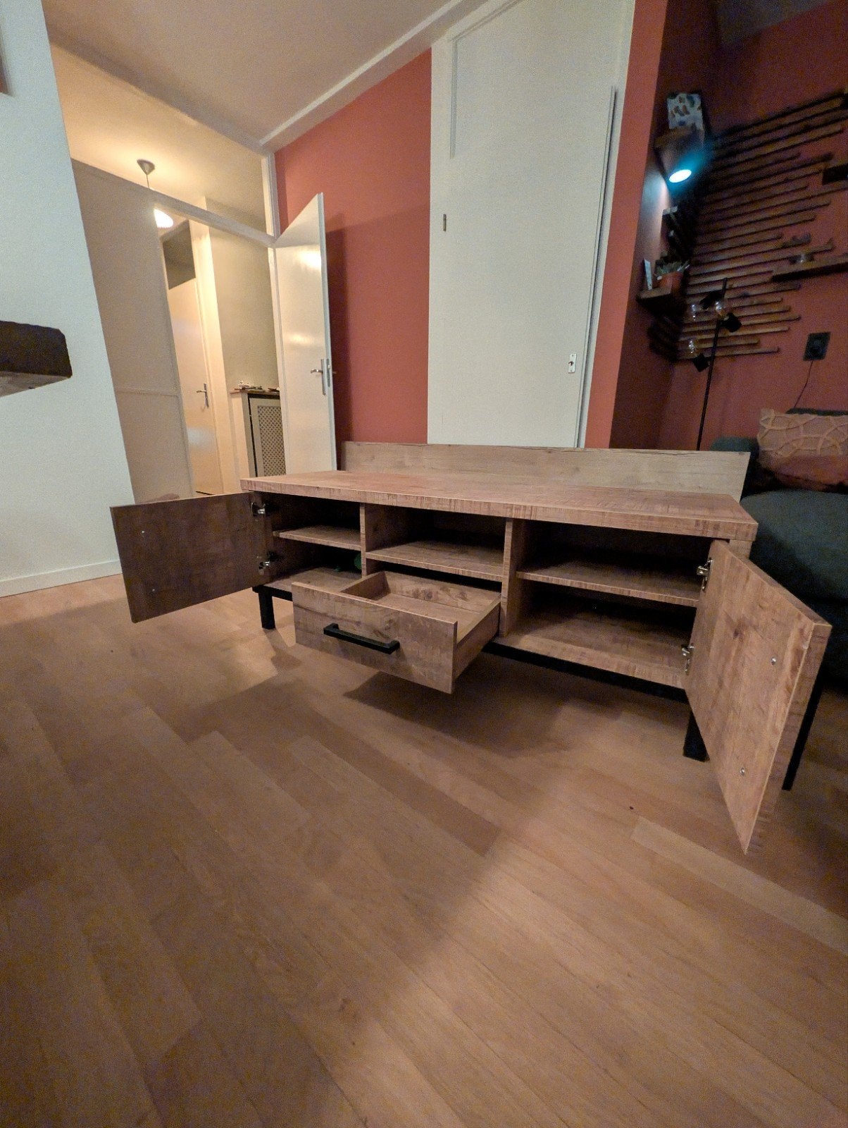 TV-meubel Ricardi, 100 tot 150 cm, Modern, Industrieel, Zo goed als nieuw, Minder dan 100 cm