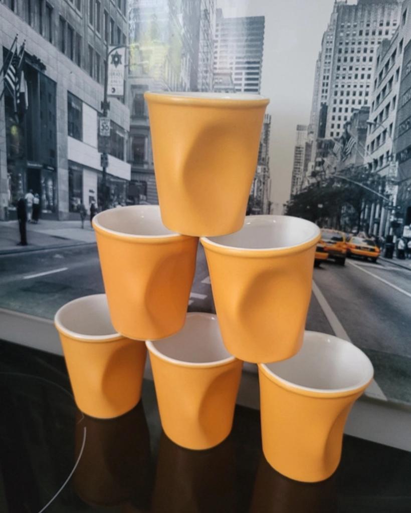 6 maisgele deukbekers Revol France voor espresso, Nieuw, Ophalen of Verzenden, Overige stijlen, Kop(pen) en/of Schotel(s)