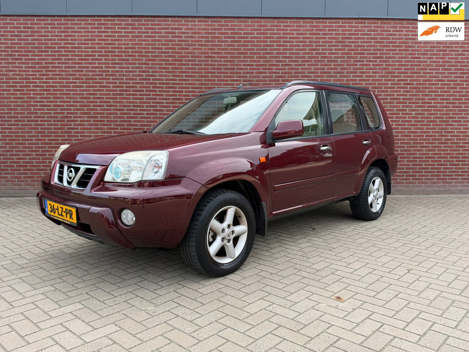 Nissan X-Trail 2.5 Luxury / Nap / 4WD / Airco / Trekhaak, Auto's, Automaat, 1350 kg, Gebruikt, 4 cilinders