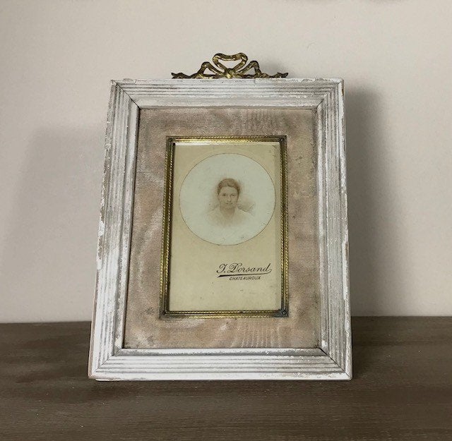 Antiek Frans strik lijstje met originele portretfoto ca 1880
