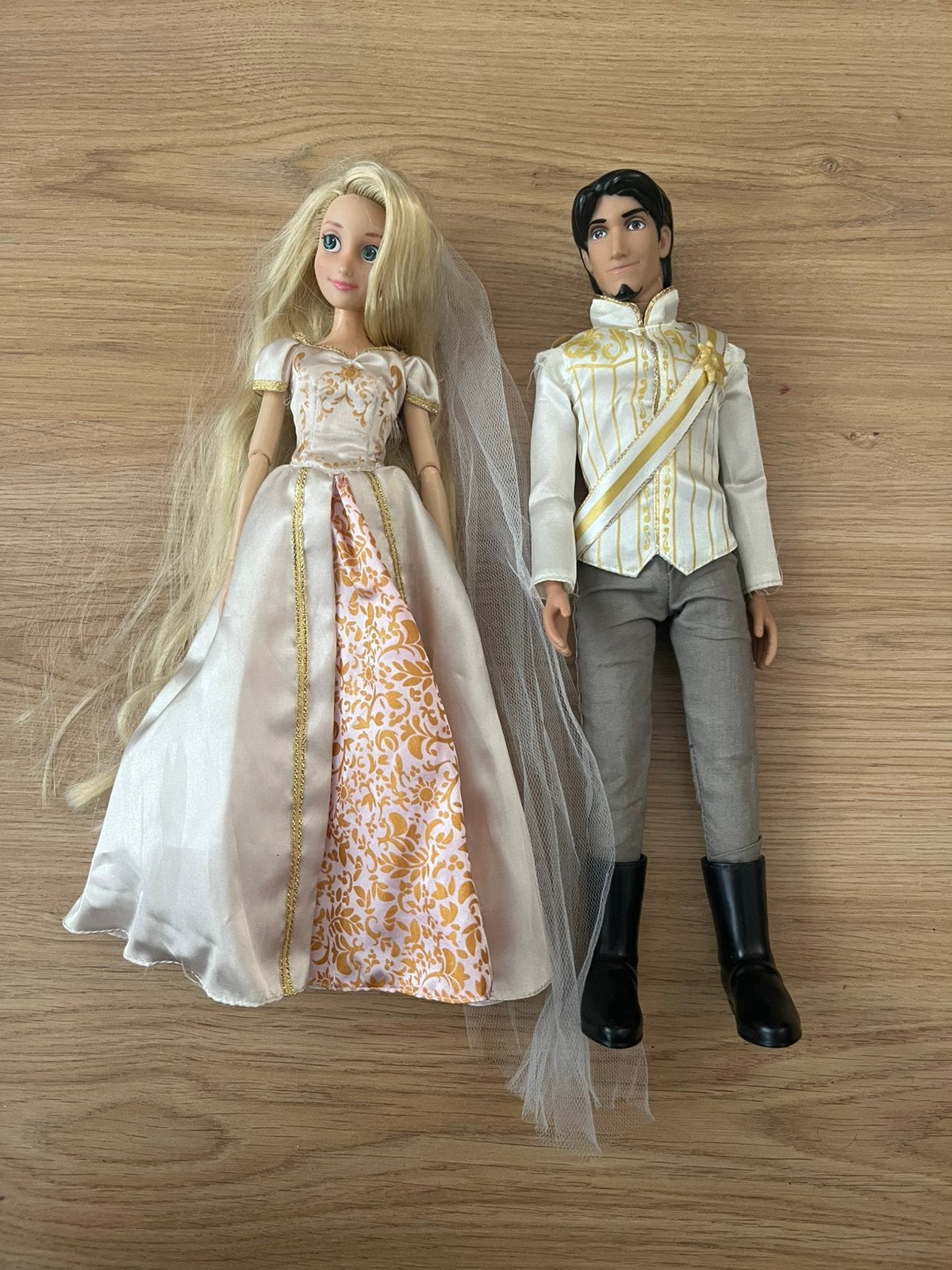 Originele Disney barbiepoppen, Verzamelen, Poppen, Ophalen, Zo goed als nieuw, Pop