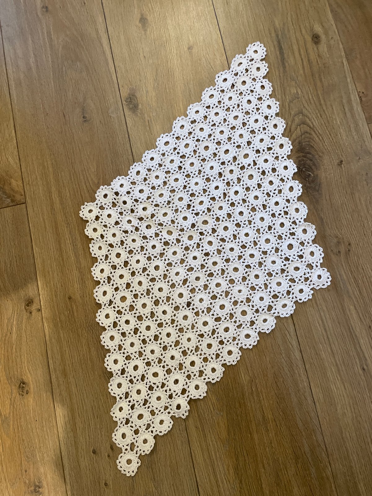 Handgehaakt kleedje - wit - 70x40 cm, Minder dan 50 cm, 50 tot 100 cm, Wit, Ophalen of Verzenden
