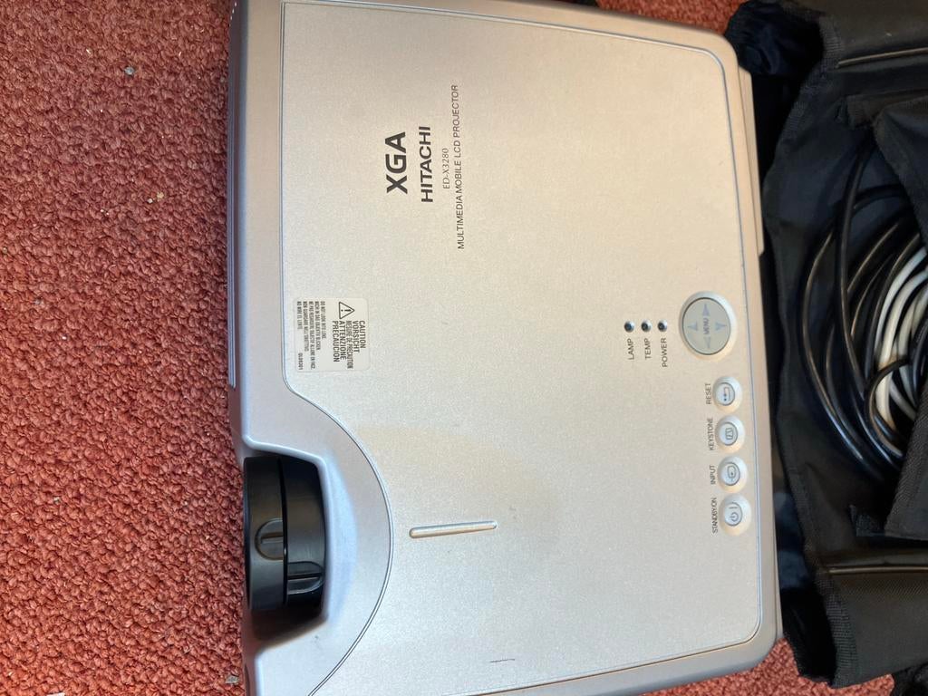 Hitachi ED-X3280 XGA Multimedia Mobiele LCD Projector, Audio, Tv en Foto, Beamers, Gebruikt, LCD, Overige resoluties, Ophalen of Verzenden